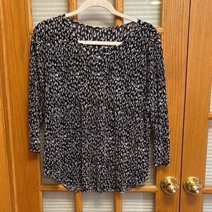 EUC Black and White Women's Tunic Blouse